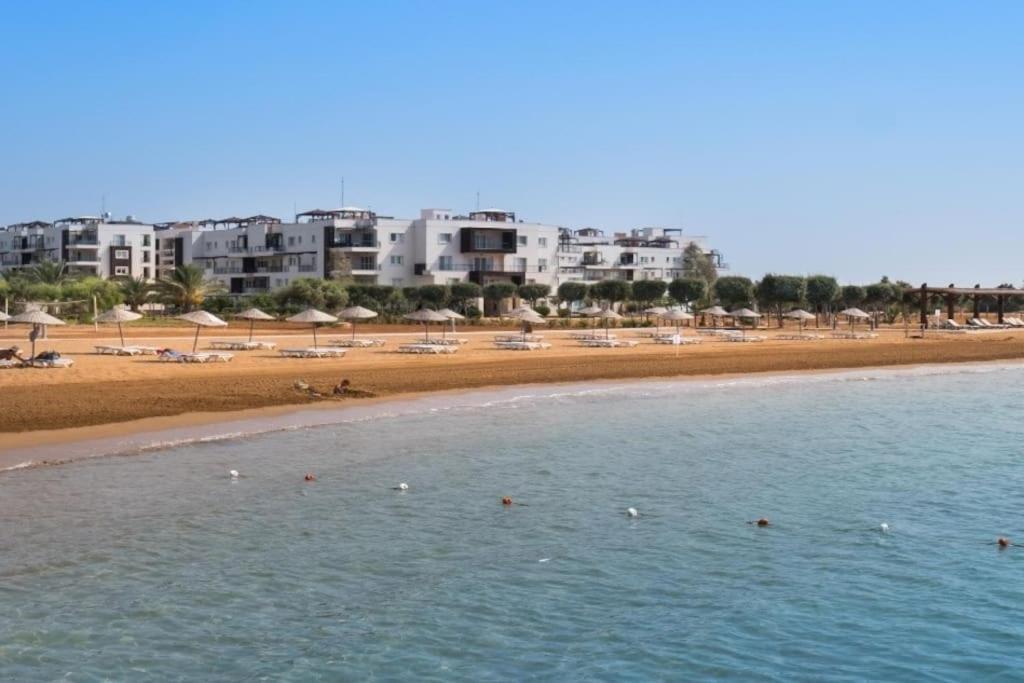 Paradise Beach Front Resort Vokolidha Exterior photo